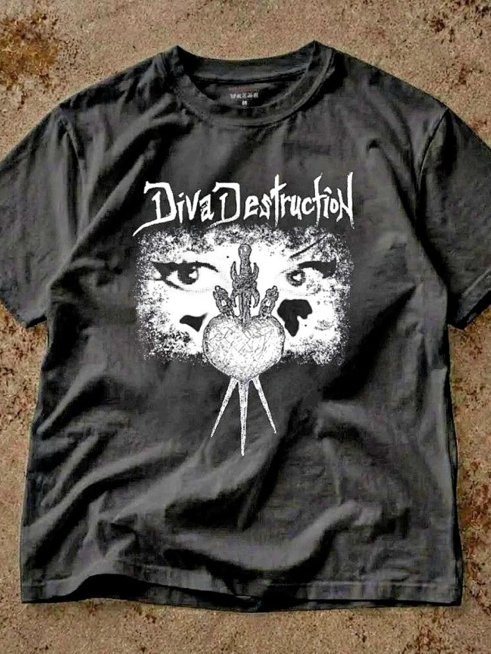 Black Diva Destruction The Broken Ones Graphic T-Shirt